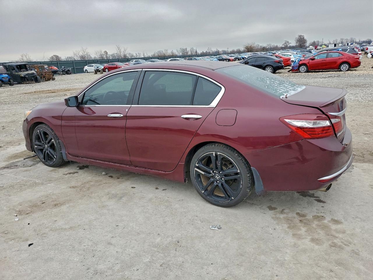 2016 Honda Accord Sport - Image 2