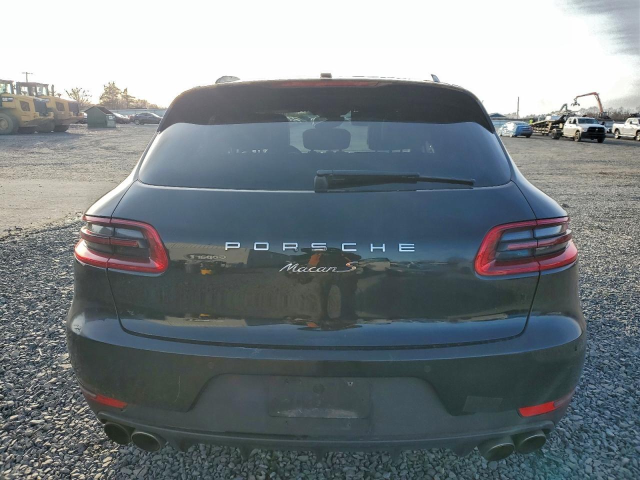 2017 Porsche Macan S - Image 6