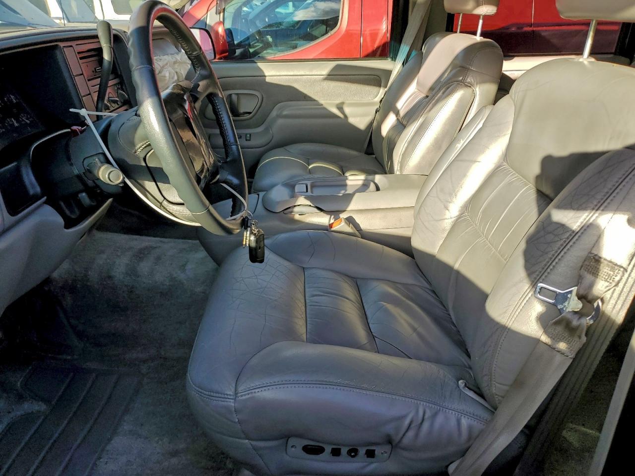 1997 Chevrolet Tahoe K1500 - Image 7