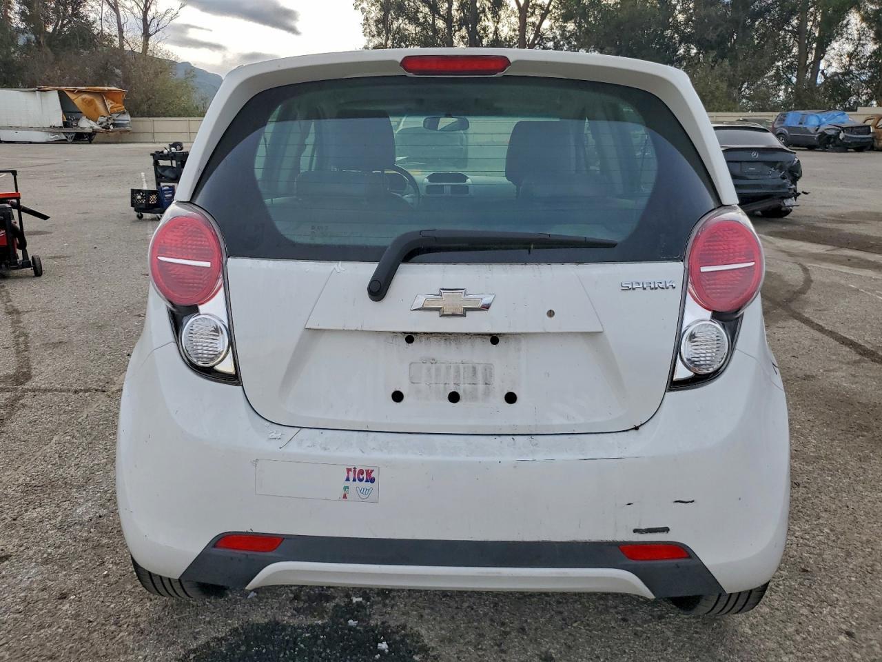 2015 Chevrolet Spark Ls - Фото 6