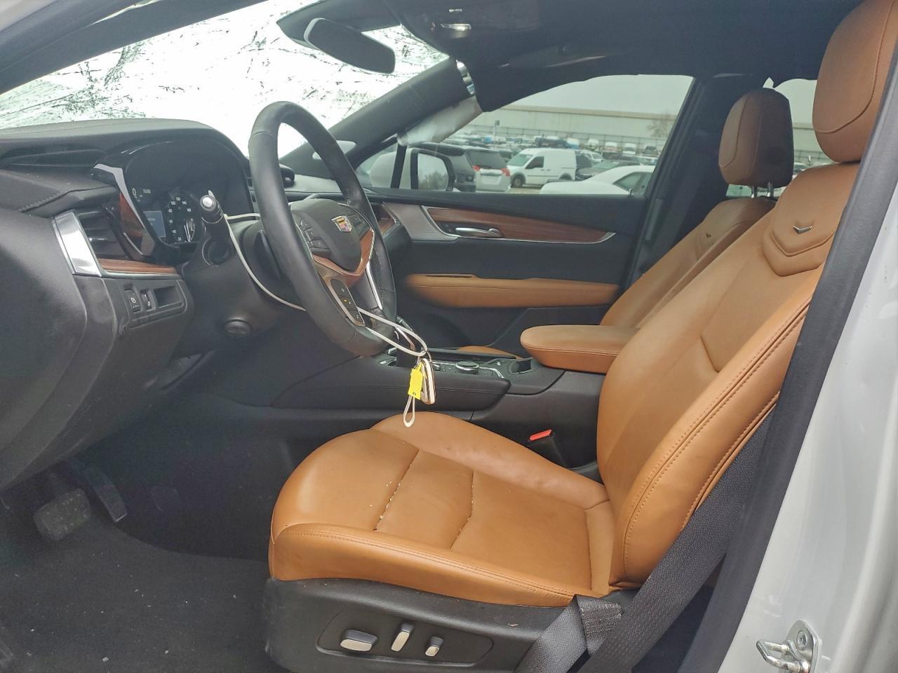 2024 Cadillac Xt5 Premium Luxury - Image 7