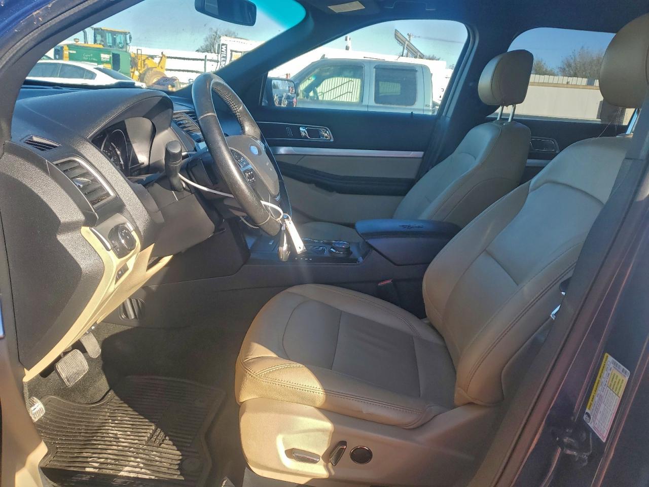 2016 Ford Explorer Xlt - Фото 7