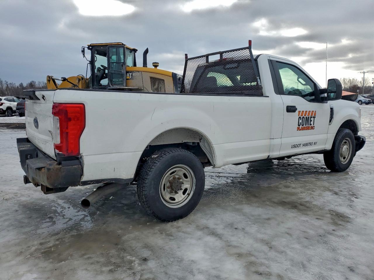 2017 Ford F250 Super Duty - Image 3