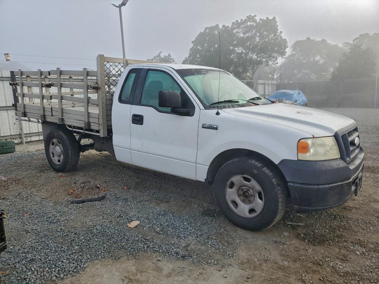 2006 Ford F-150 - Flatbed Truck *** Prior Fleet *** - Image 4