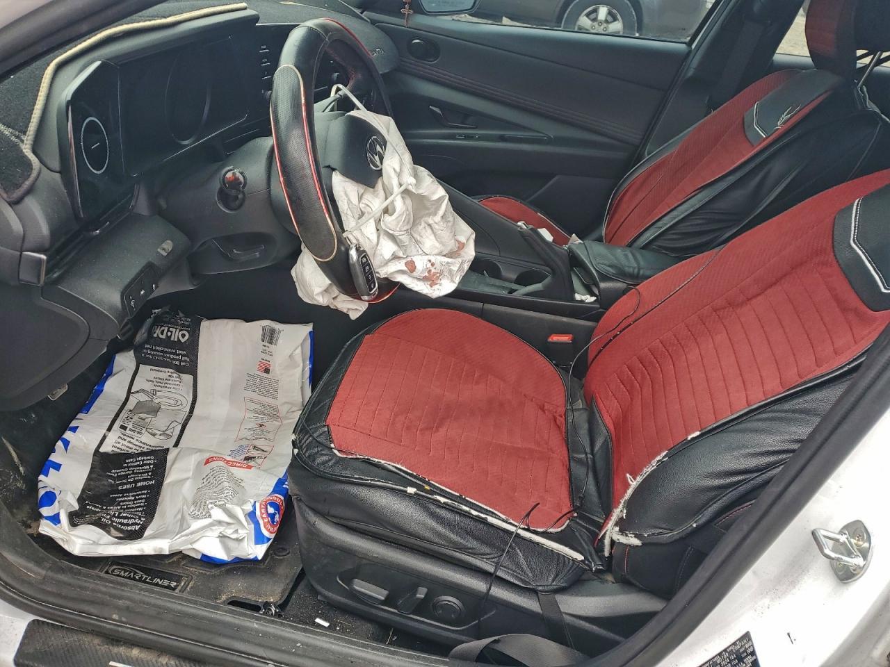 2022 Hyundai Elantra N Line - Image 7