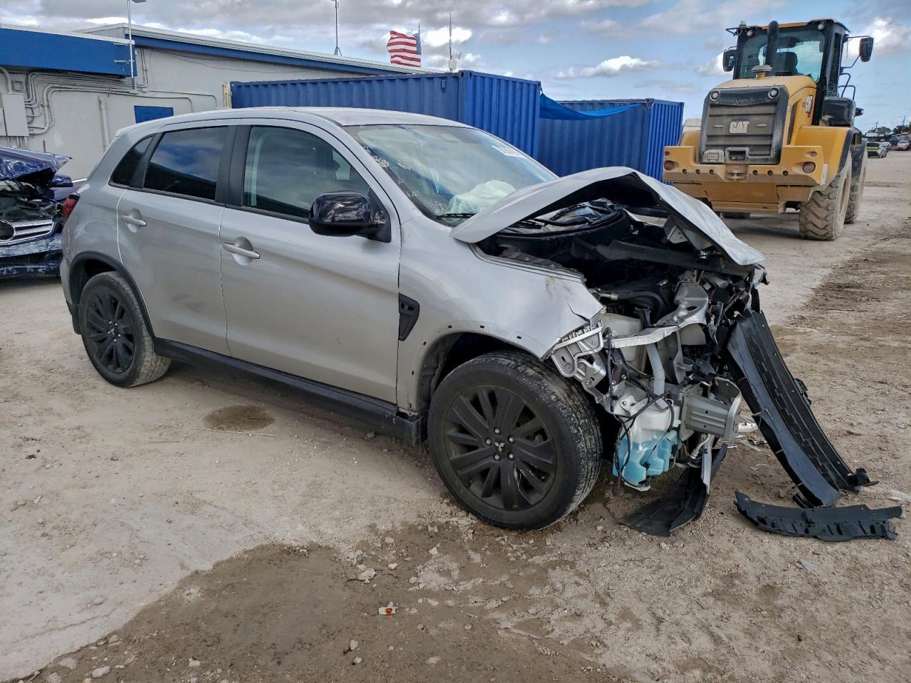 2022 Mitsubishi Outlander Sport Es - Image 4