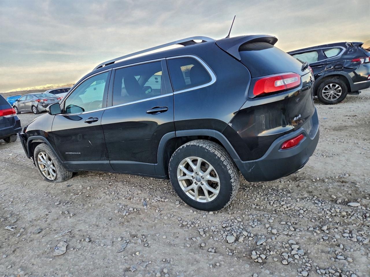 2014 Jeep Cherokee Latitude - Фото 2