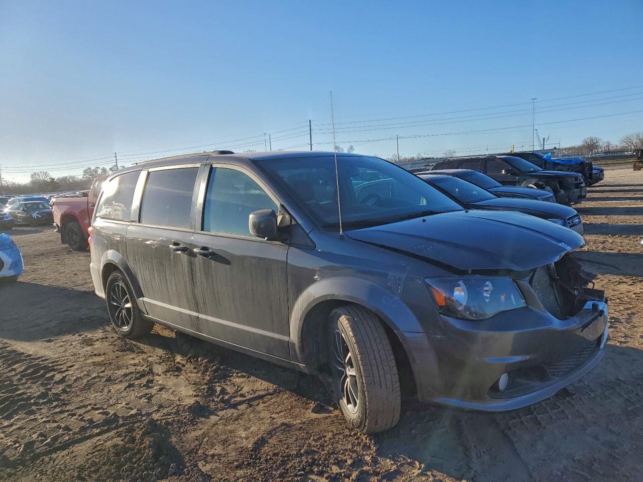 2018 Dodge Grand Caravan Gt - Image 4