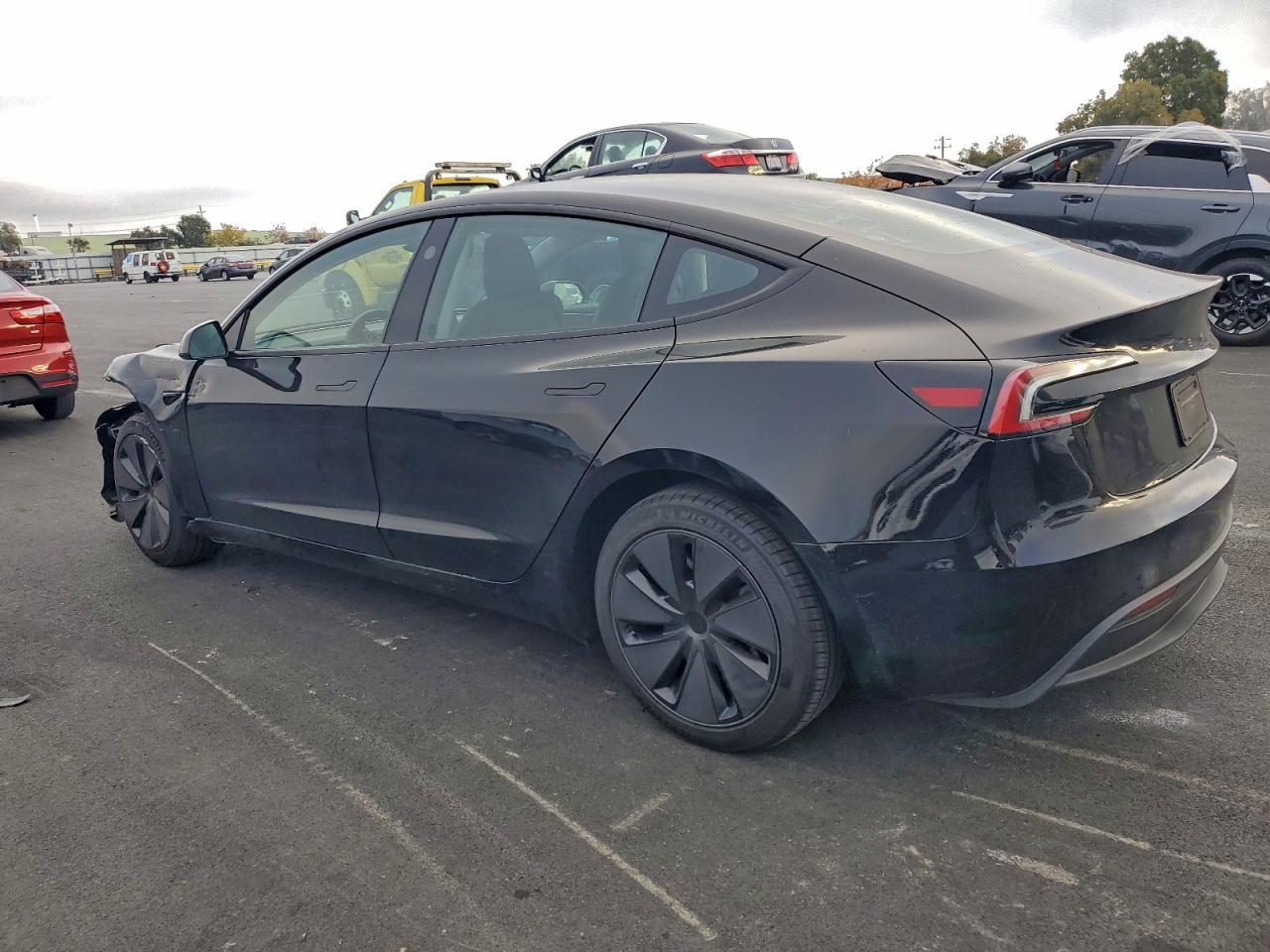 2025 Tesla Model 3 - Image 2