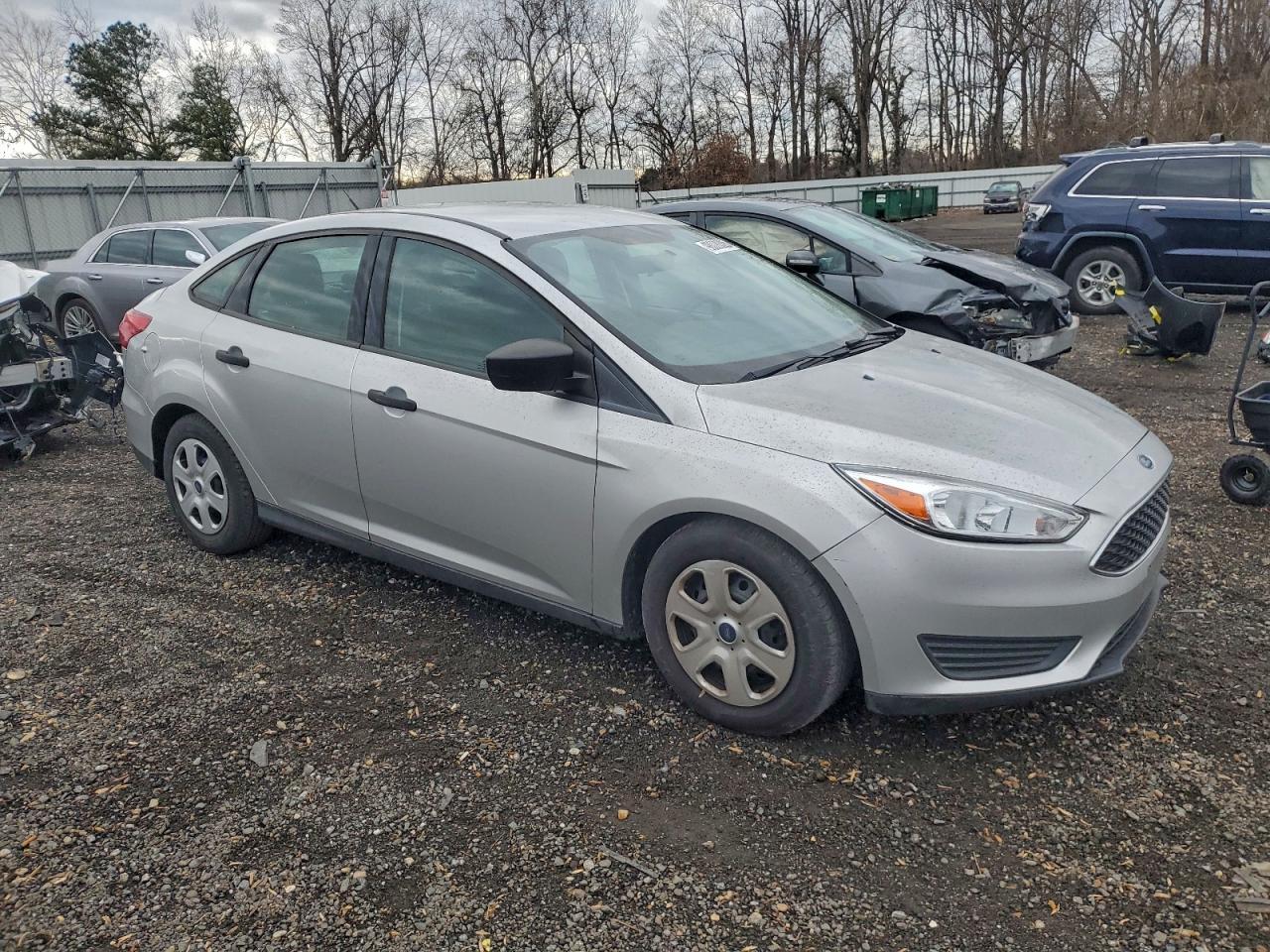 2018 Ford Focus S - Фото 4