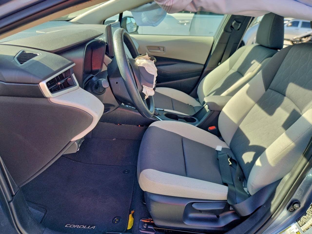 2025 Toyota Corolla Le - Фото 7