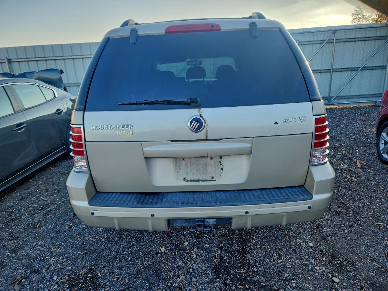 2005 Mercury Mountaineer - Фото 6
