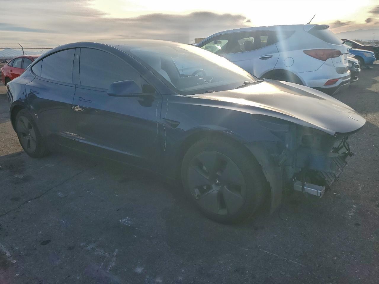2021 Tesla Model 3 - Image 4