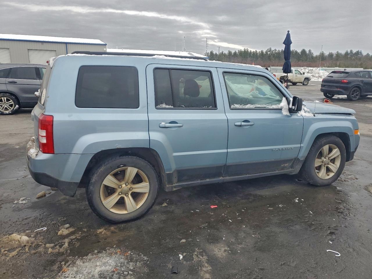 2014 Jeep Patriot Latitude - Image 3