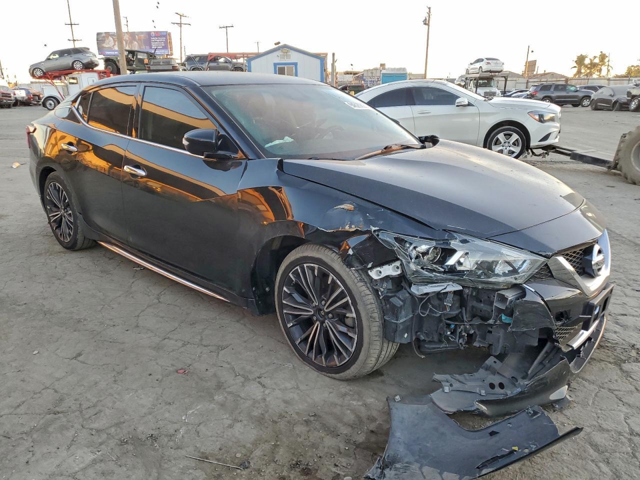 2017 Nissan Maxima 3.5S - Image 4