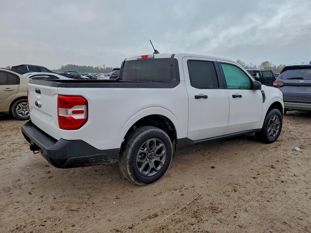 2022 Ford Maverick Xl - Image 3