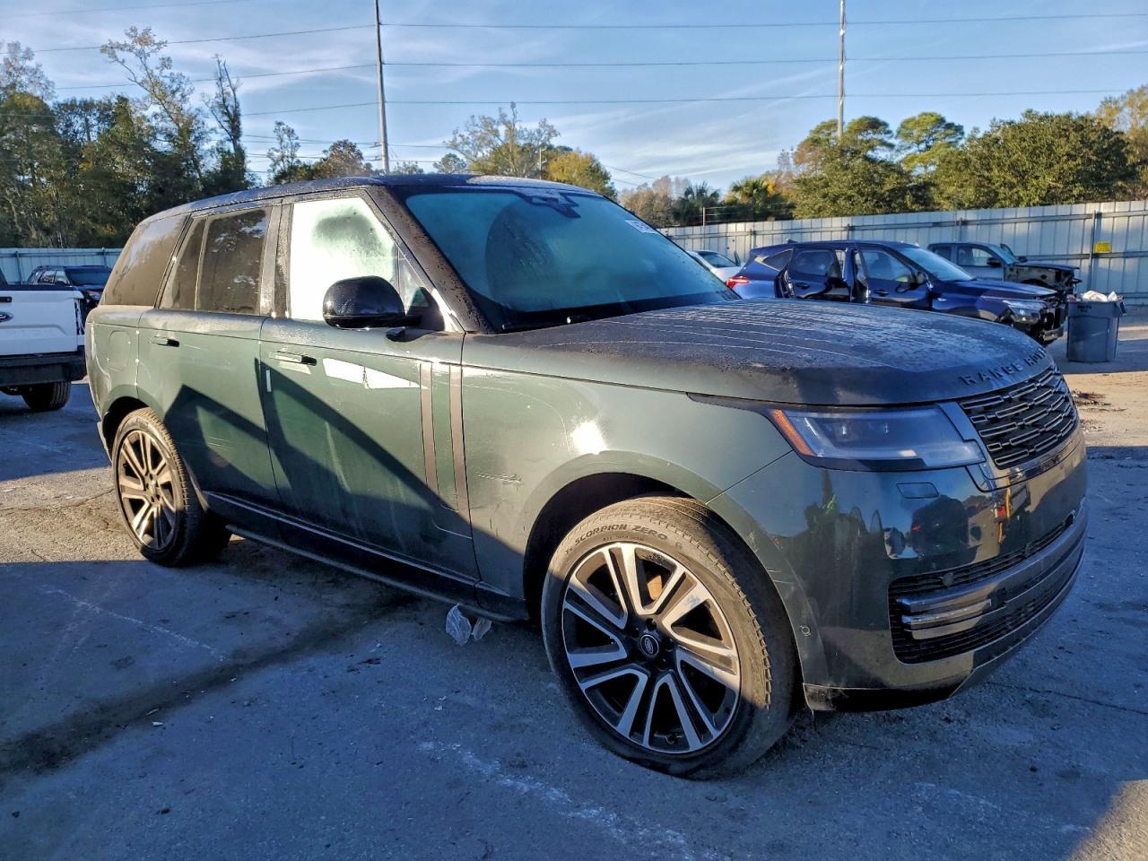 2024 Land Rover Range Rover Se - Image 4