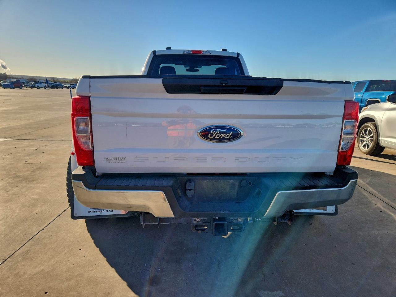 2022 Ford F350 Super Duty - Фото 6
