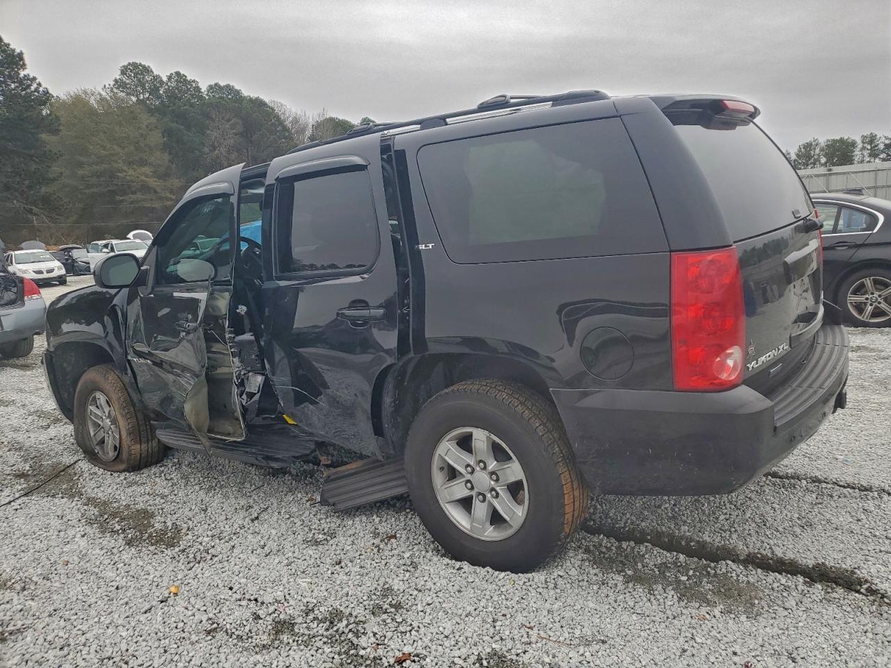2014 GMC Yukon Slt - Фото 2