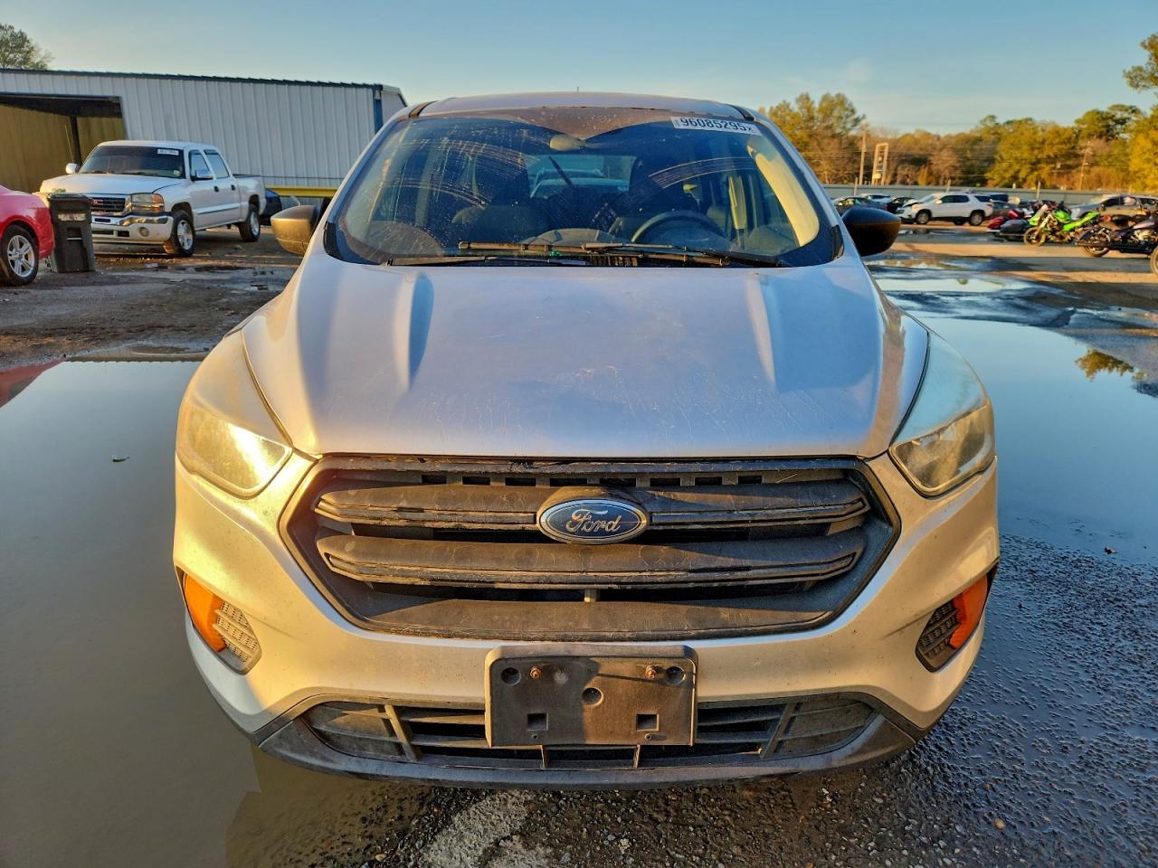 2017 Ford Escape S - Фото 5