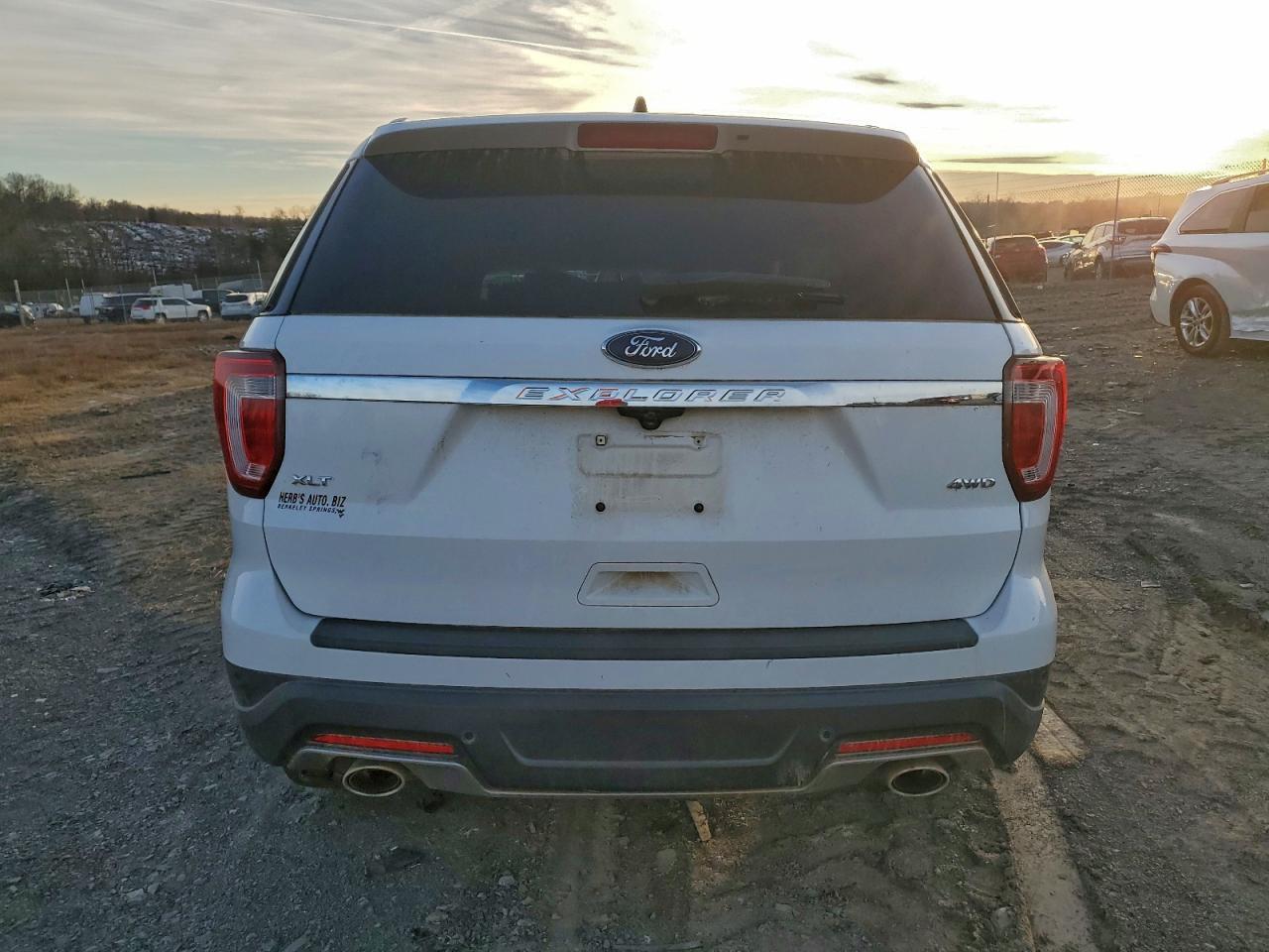 2018 Ford Explorer Xlt - Фото 6