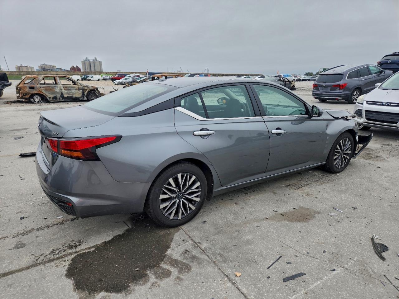 2023 Nissan Altima Sv - Фото 3