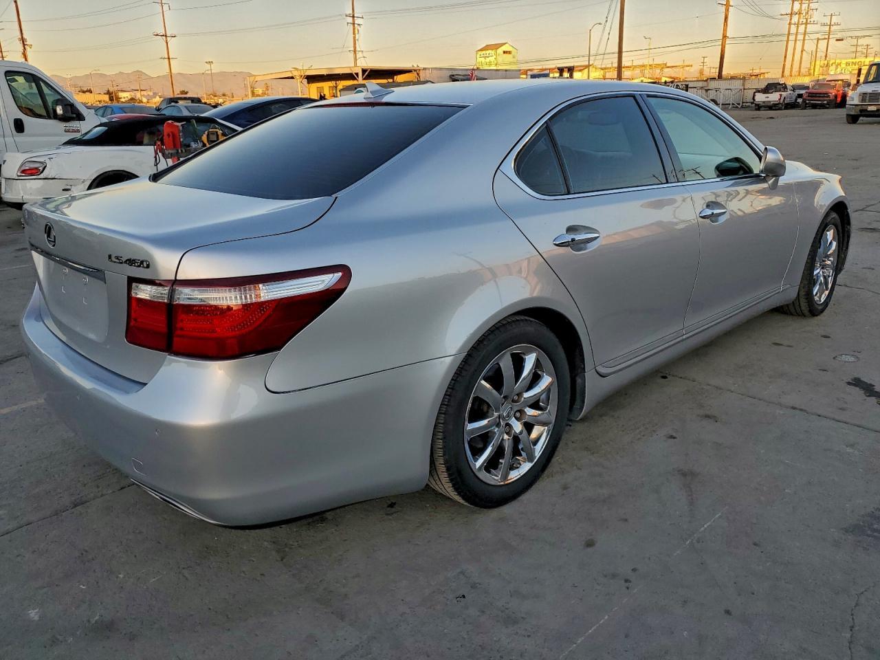 2007 Lexus Ls 460 - Фото 3