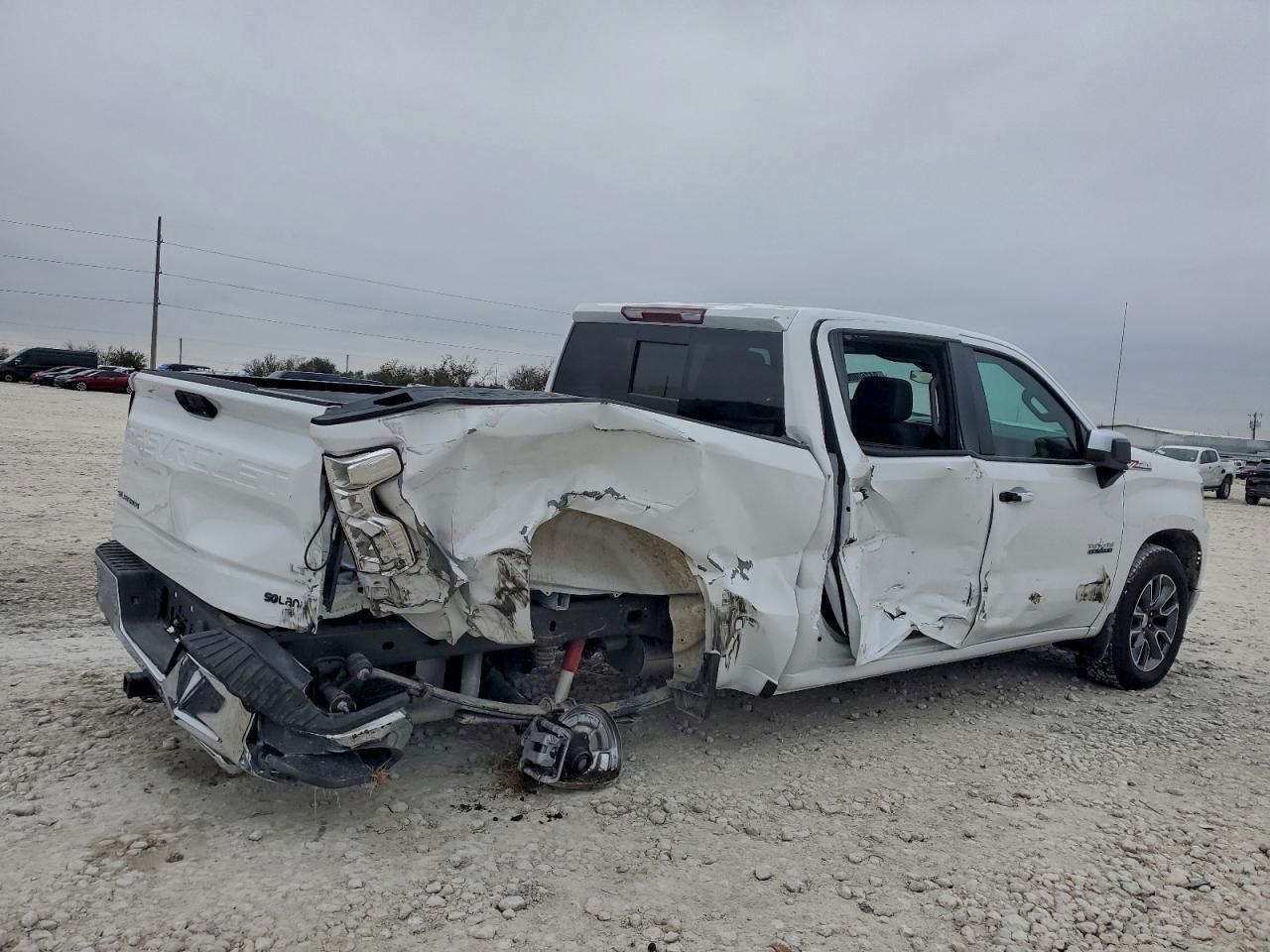 2025 Chevrolet Silverado K1500 Lt - Image 3