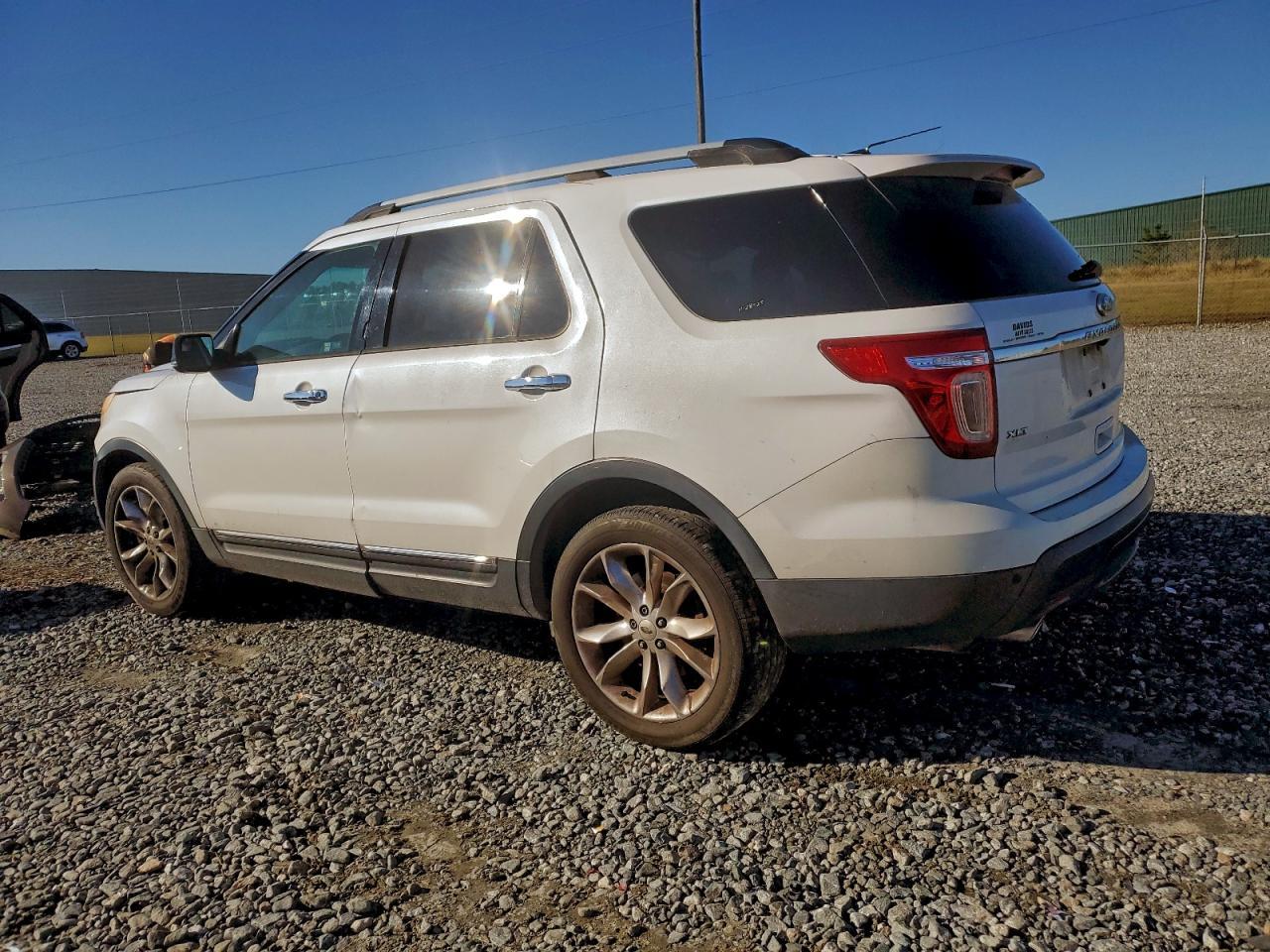 2014 Ford Explorer Xlt - Фото 2