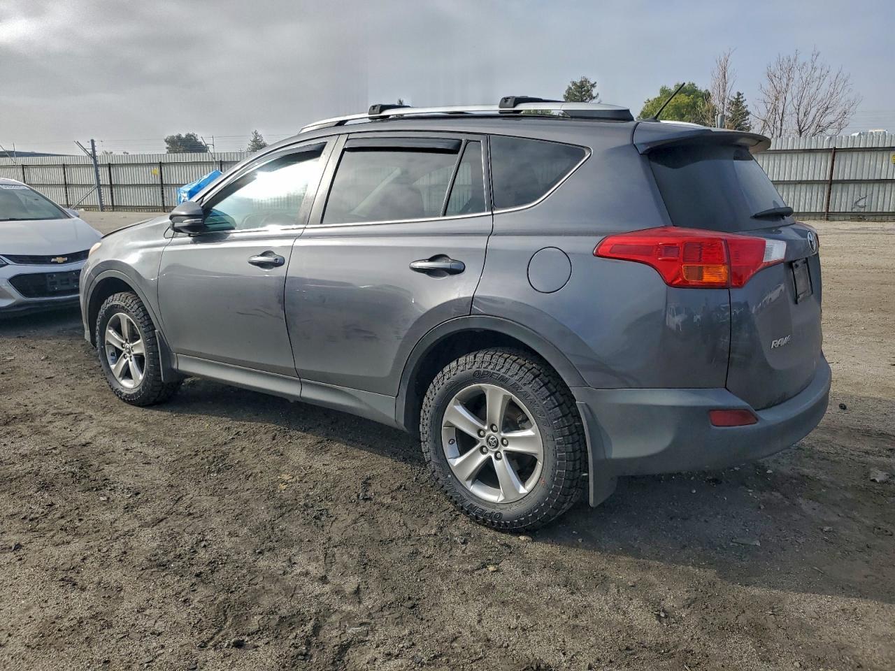 2015 Toyota Rav4 Xle - Фото 2