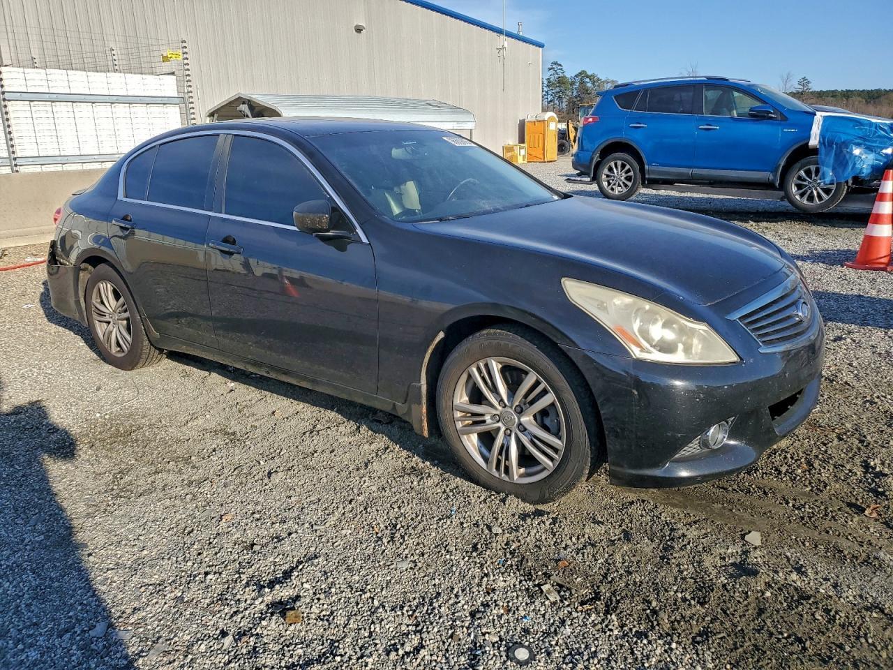 2013 Infiniti G37 - Image 4