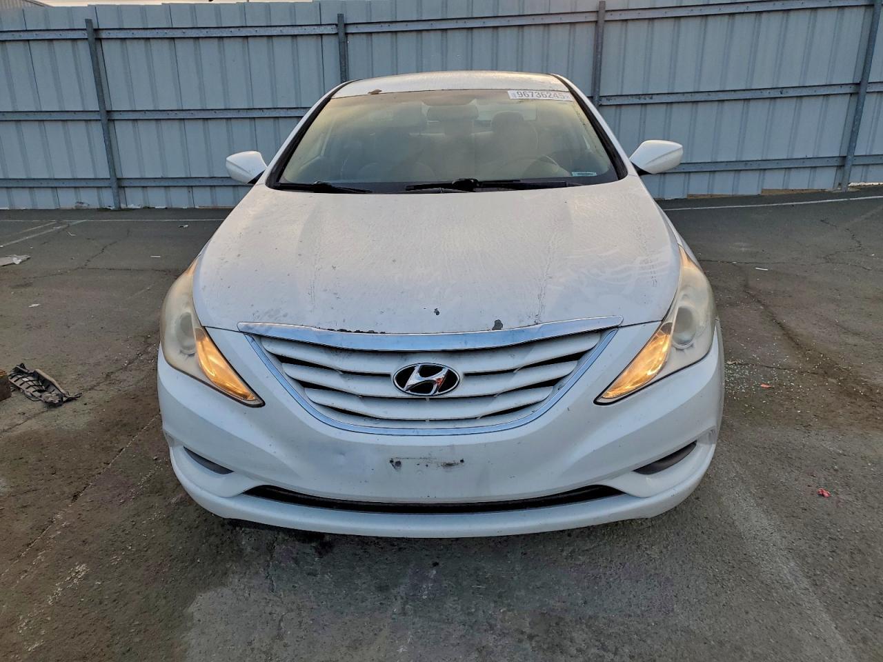 2013 Hyundai Sonata Gls - Image 5