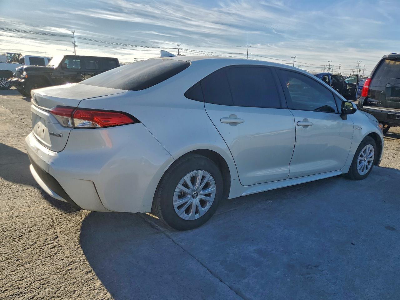 2020 Toyota Corolla Le - Фото 3
