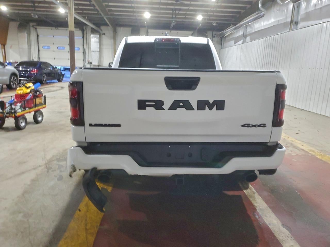 2025 Ram 1500 Laramie - Фото 6