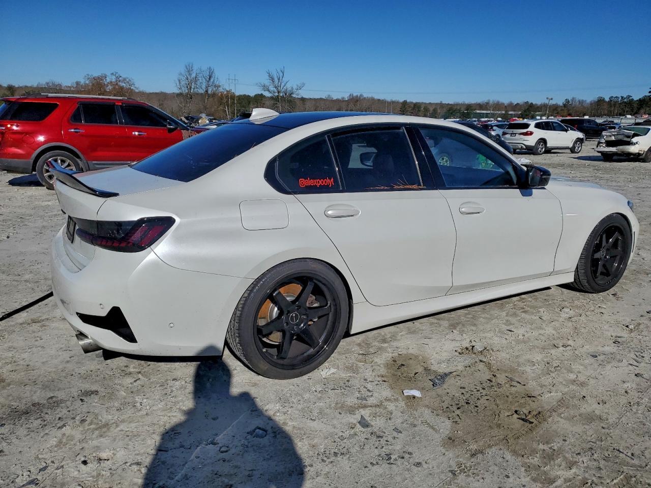 2020 BMW 330Xi - Image 3