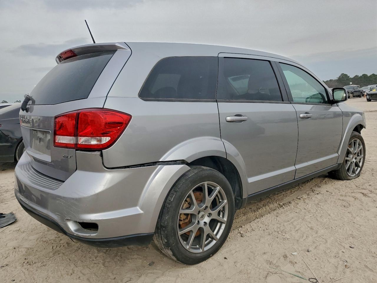 2019 Dodge Journey Gt - Image 3