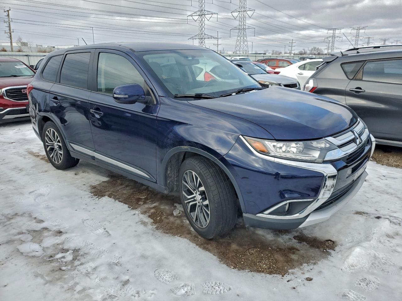 2016 Mitsubishi Outlander Se - Фото 4