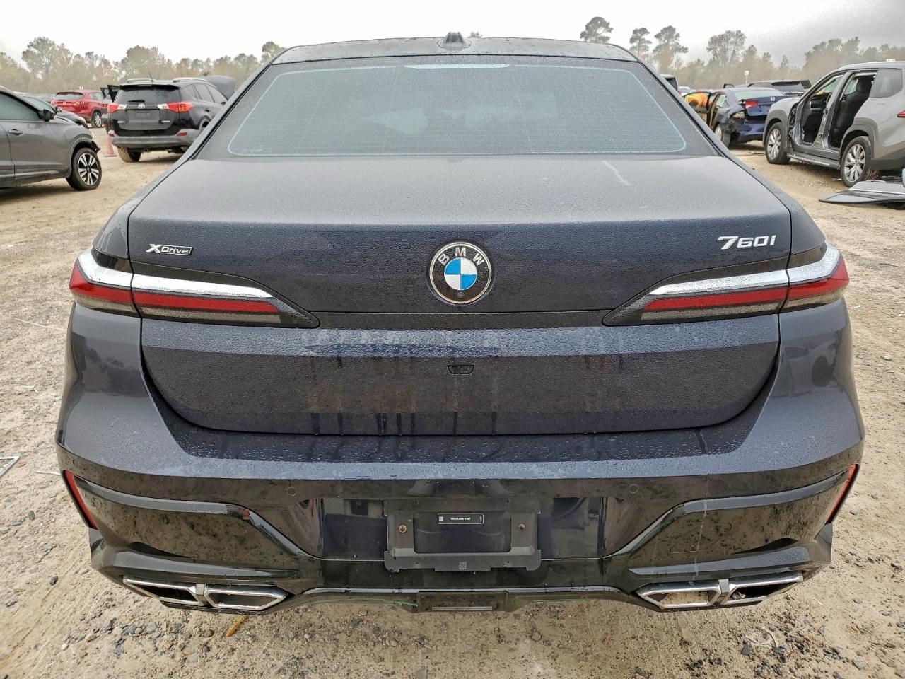 2024 BMW 760 Xi - Image 6