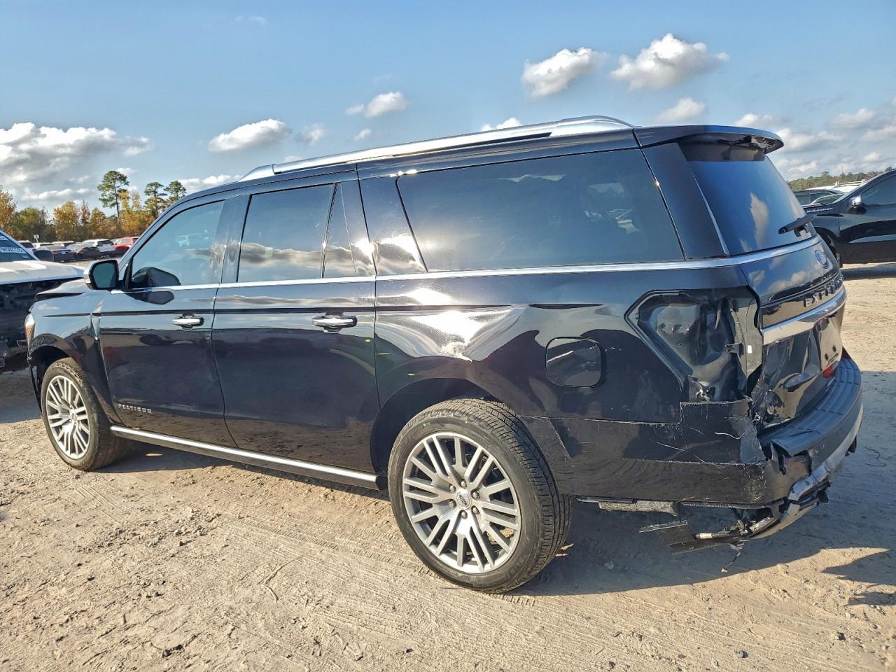 2022 Ford Expedition Max Platinum - Фото 2