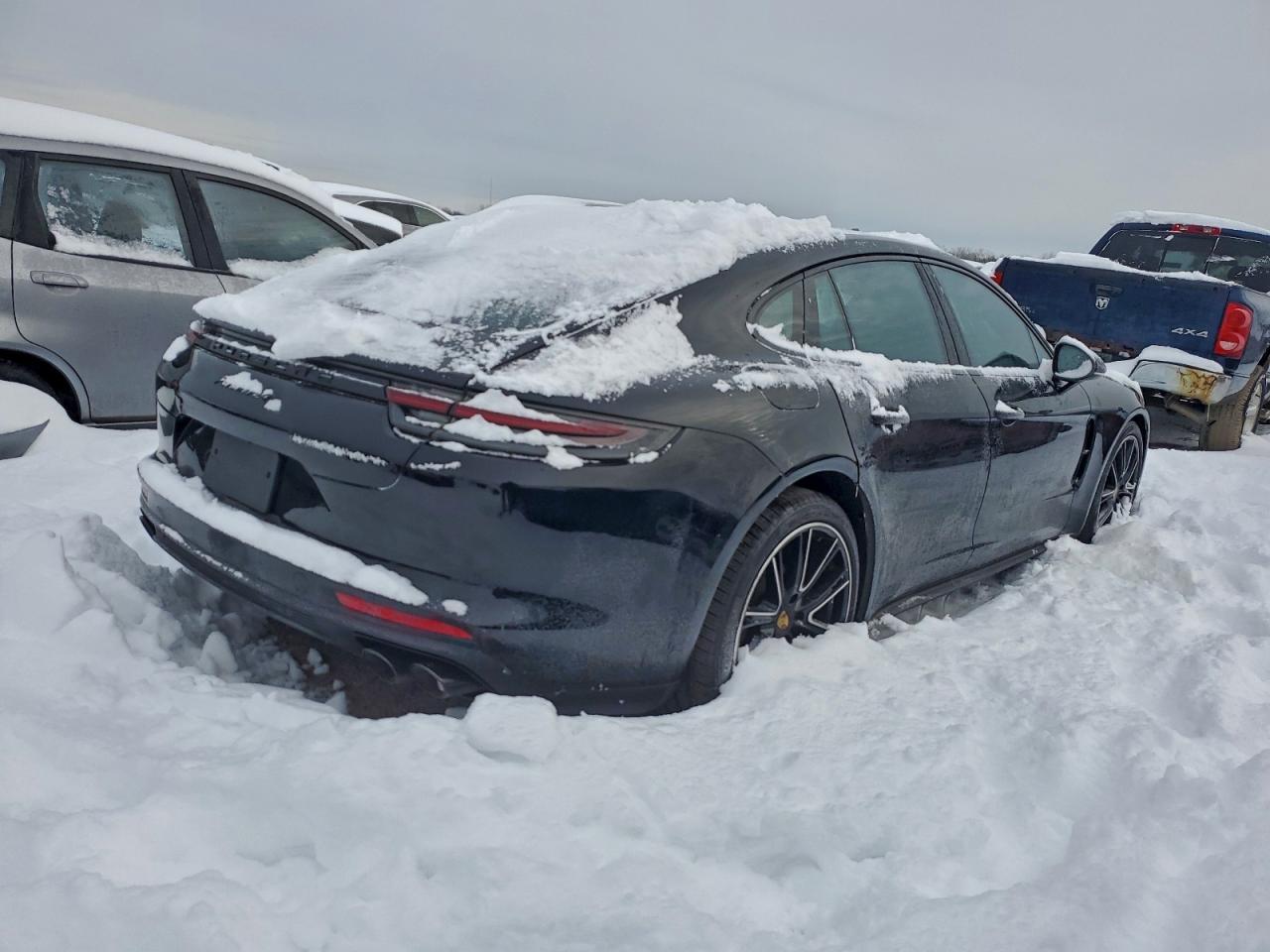 2020 Porsche Panamera 4 - Image 3