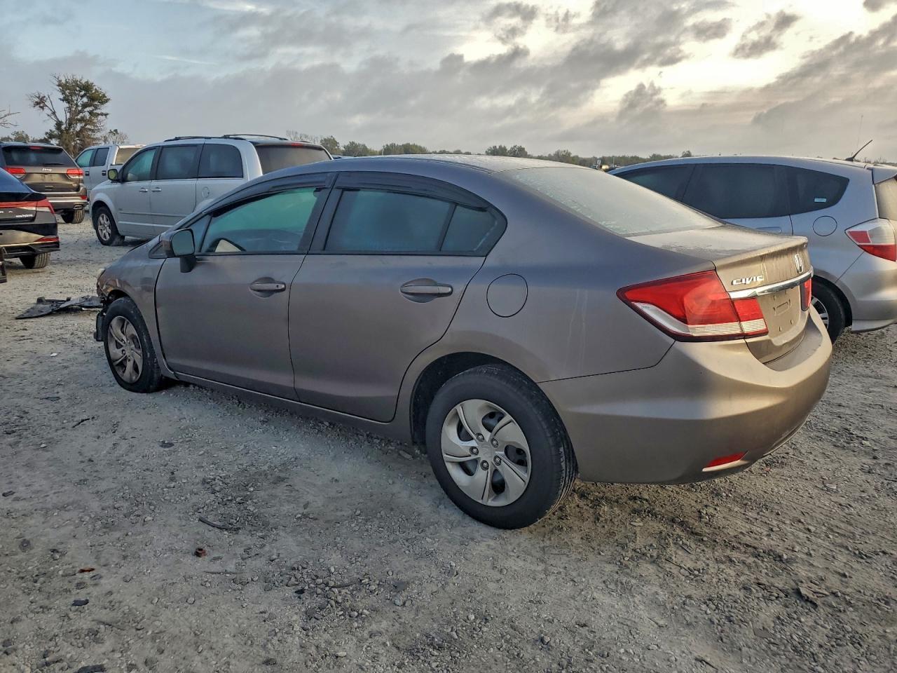 2015 Honda Civic Lx - Фото 2